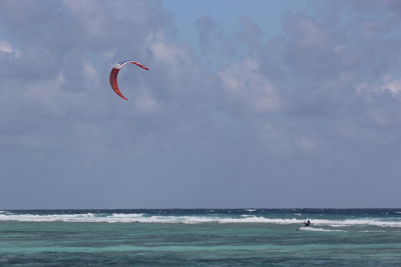 The Aquzz Hotel Hulhumale Ngoại thất bức ảnh
